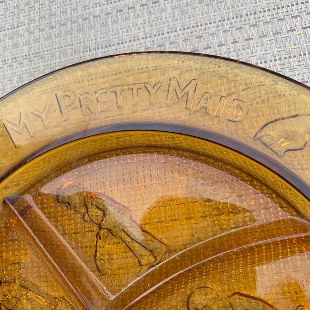 Vintage “Margery Daw” Amber Pressed Glass Child’s Divided Plate Indiana Glass - Picture 2 of 8